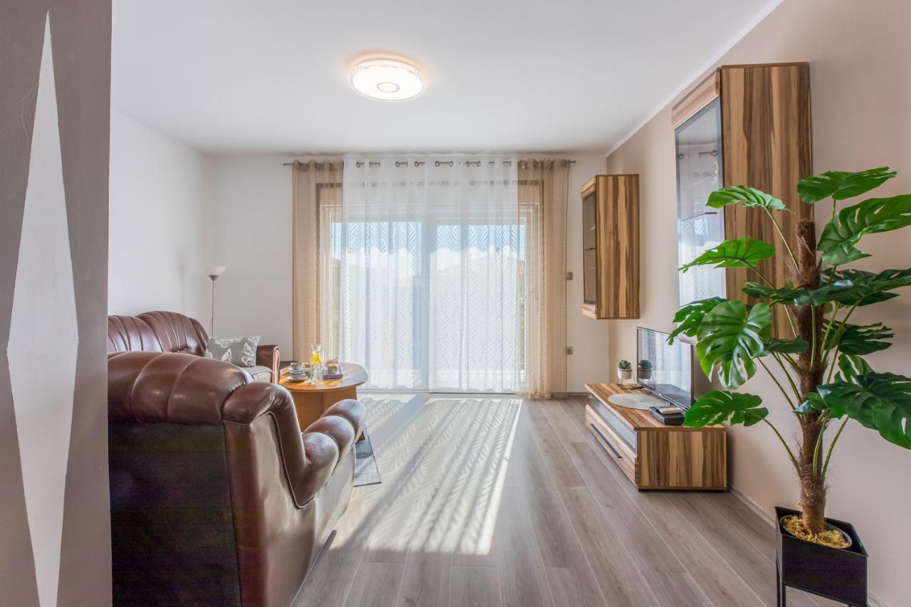 Apartments Kralj Zvonimir Jadranovo Buitenkant foto